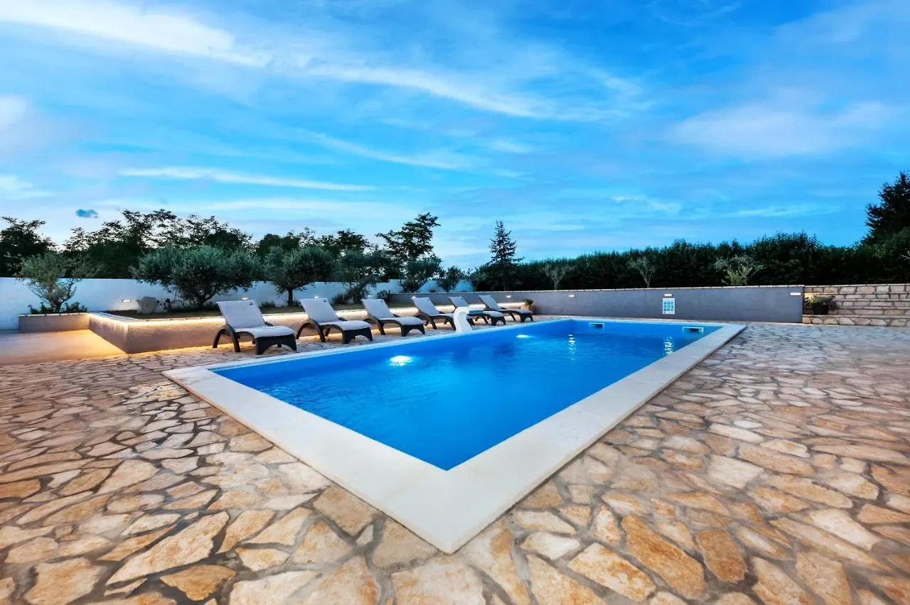 Villa Miracolo Ρόβινι